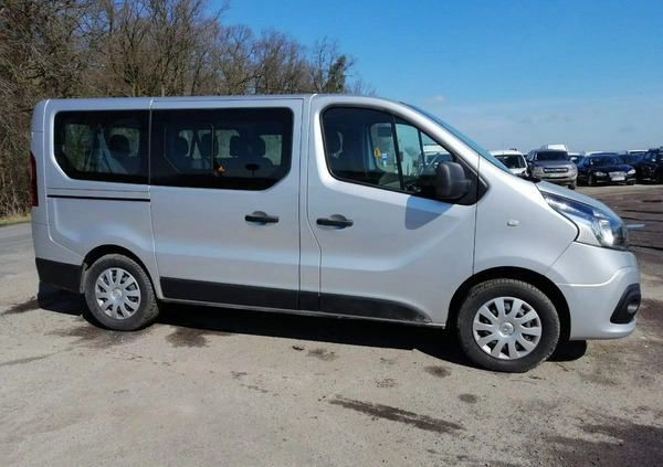 Renault Trafic cena 99900 przebieg: 48000, rok produkcji 2018 z Pleszew małe 631